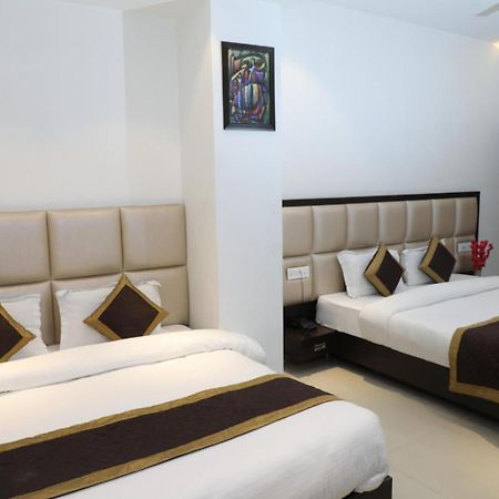 Hotel Avi Inn 阿姆利则 外观 照片