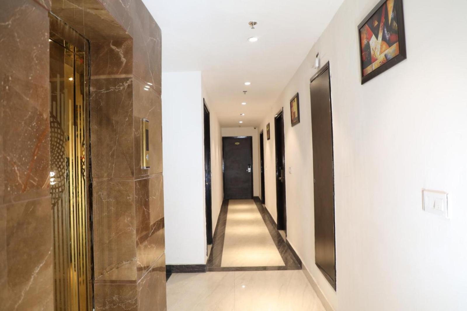 Hotel Avi Inn 阿姆利则 外观 照片